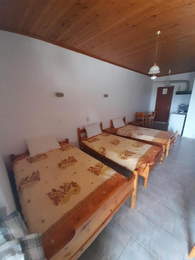 Christina Sunny Rooms Лутса Экстерьер фото