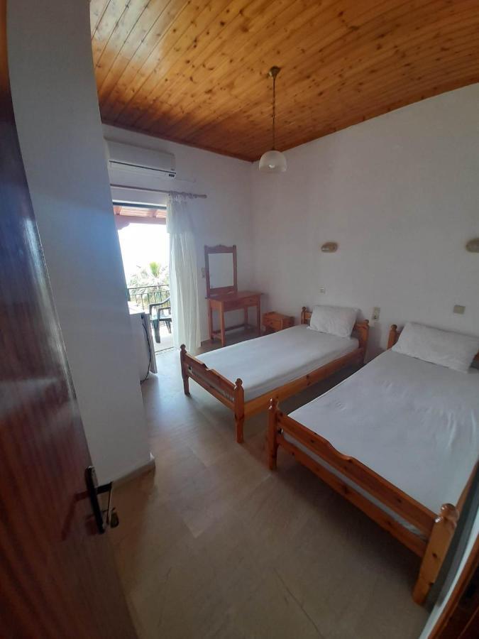Christina Sunny Rooms Лутса Экстерьер фото