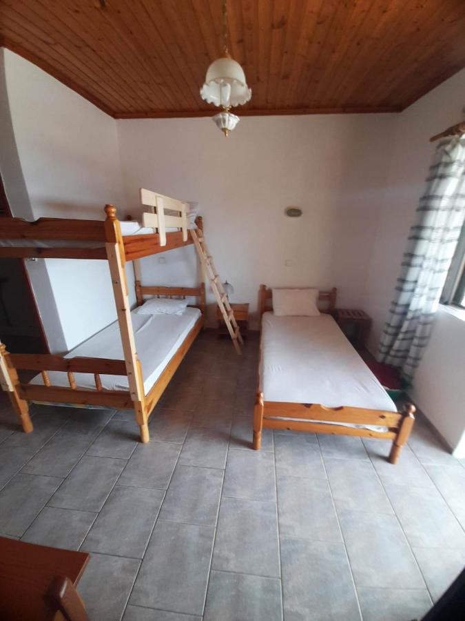 Christina Sunny Rooms Лутса Экстерьер фото
